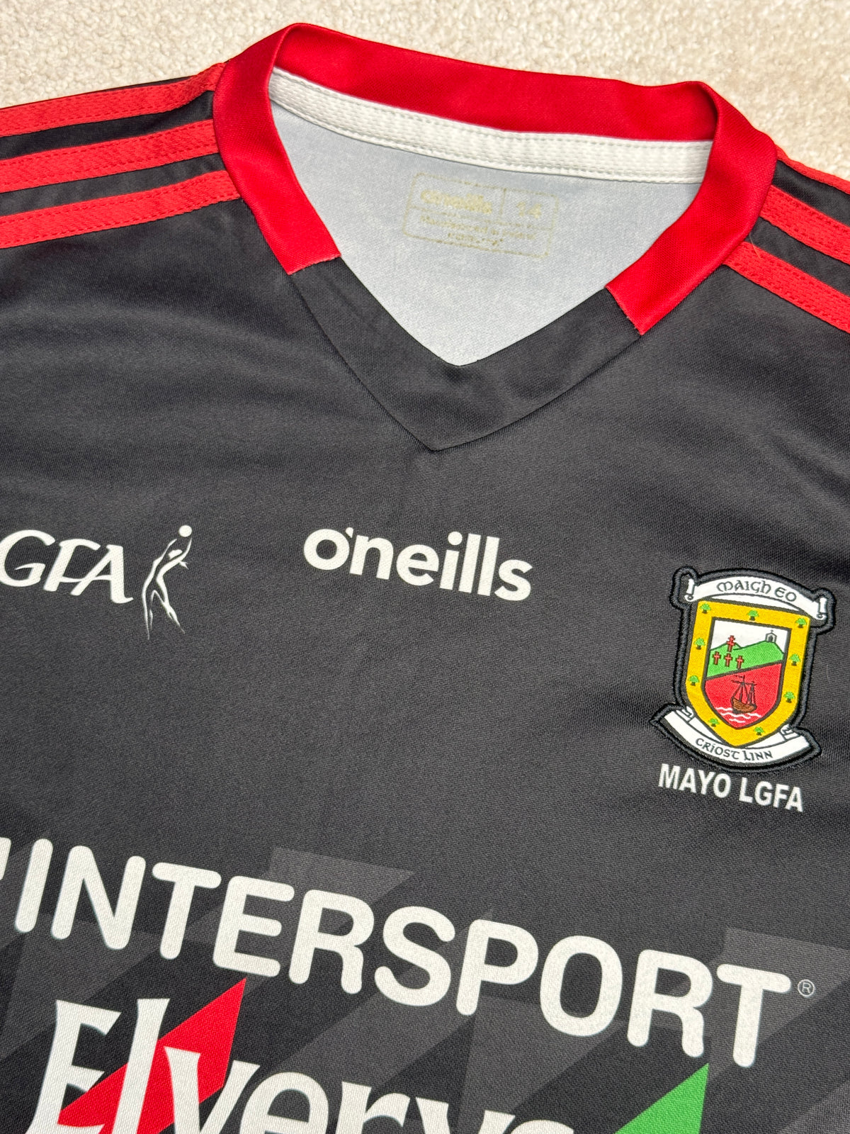 2021/22 Mayo Goalkeeper Jersey - O'Neills GAA and hurling jersey - Jersey King - view 4