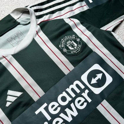 Manchester United 2023/2024 Away Jersey (Size: Small)