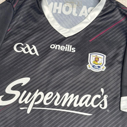 Geansaí Malartach GAA don Chúl báire Gaillimh 2023 (Méid: Beag)