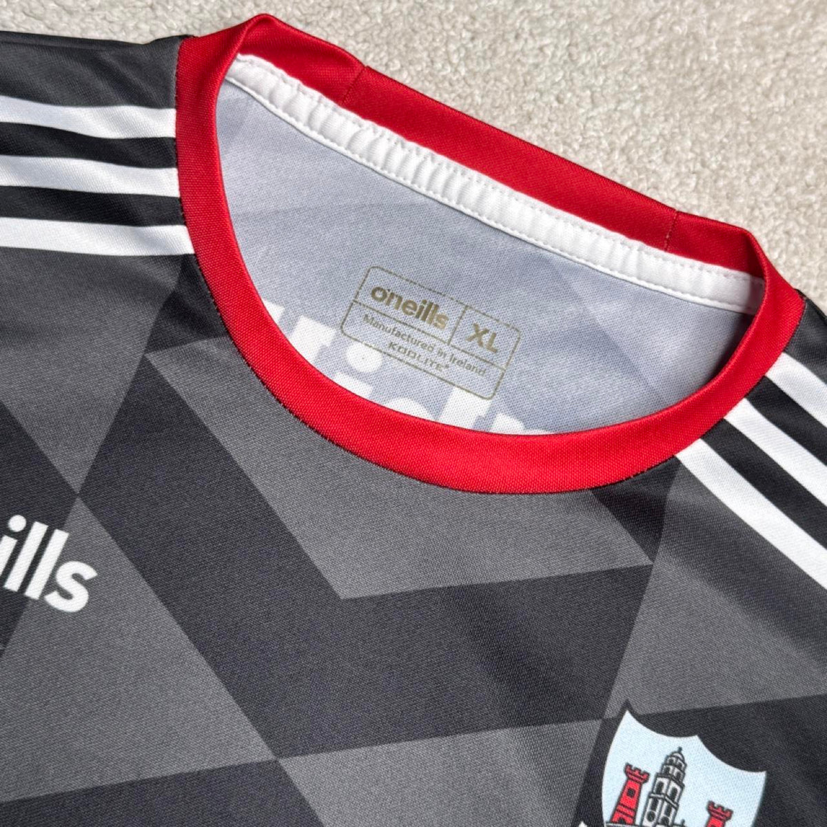 Cork GAA Training Jersey - O'Neills GAA and hurling jersey - Jersey King - view 3