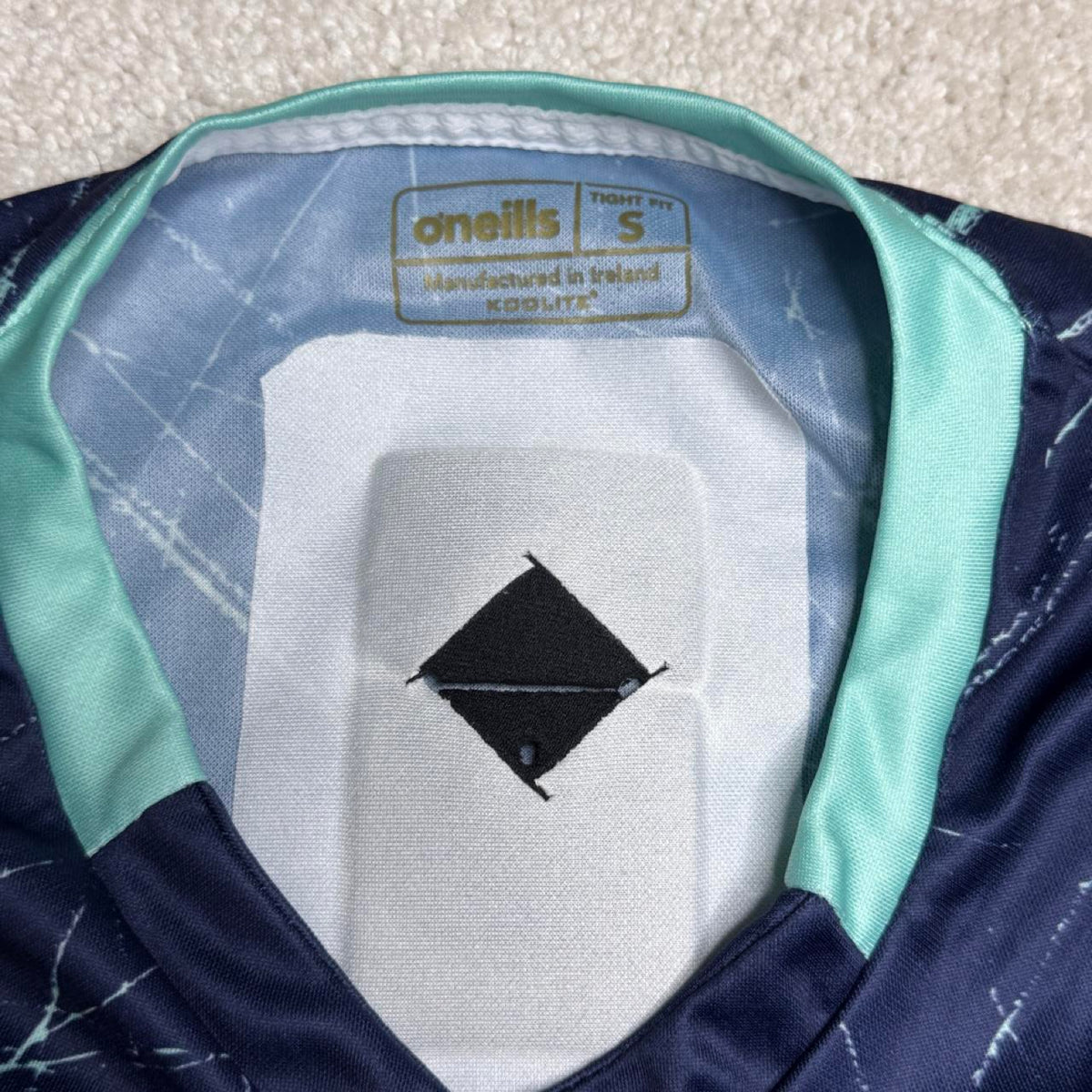 Player Issued Tight Fit Kilkenny GAA Training Jersey GPS Pouch - O'Neills GAA and hurling jersey - Jersey King - view 3