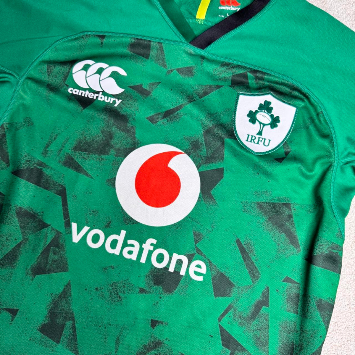 Ireland Rugby Jersey (Size: Large)